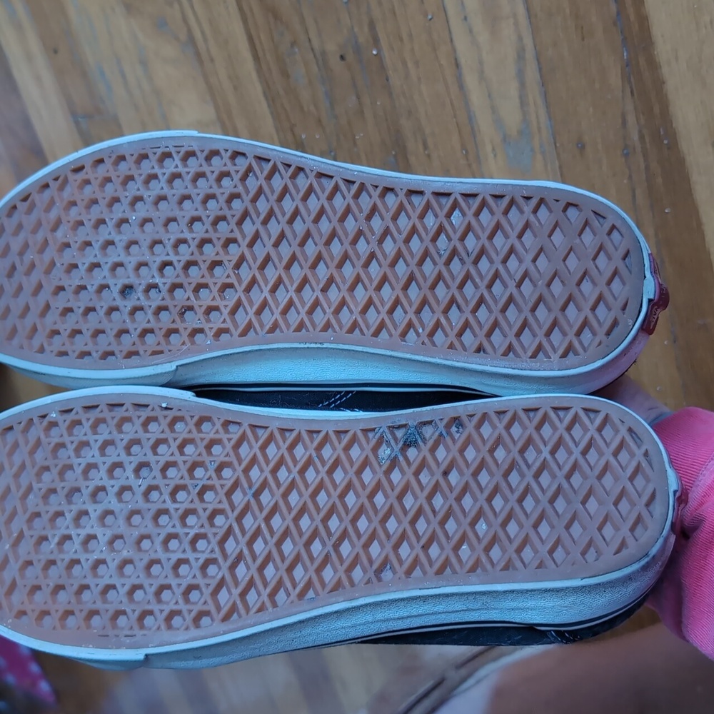 Black Vans - Picture 5 of 6